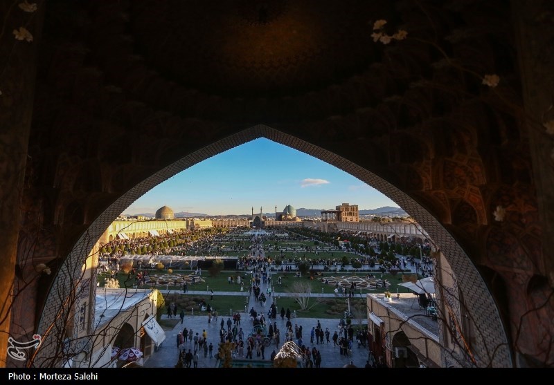 حال خوش مسافران نوروزی در نصف جهان/ اصفهان محبوب + فیلم