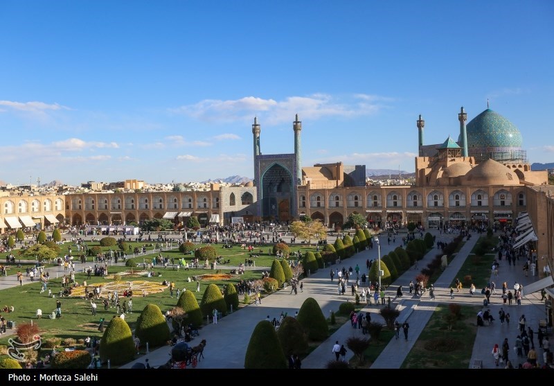 حال خوش مسافران نوروزی در نصف جهان/ اصفهان محبوب + فیلم