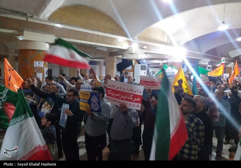 تجمع بوشهریها در محکومیت تجاوز آمریکا به خاک ایران +تصویر