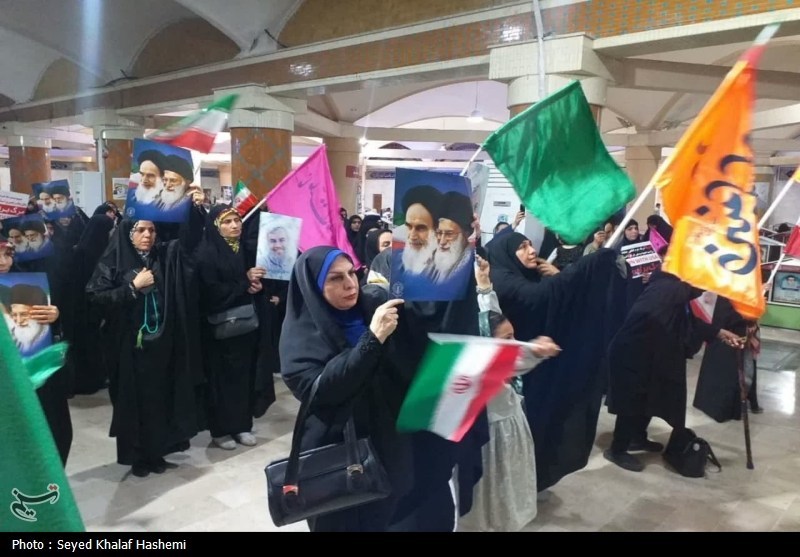 تجمع بوشهریها در محکومیت تجاوز آمریکا به خاک ایران +تصویر