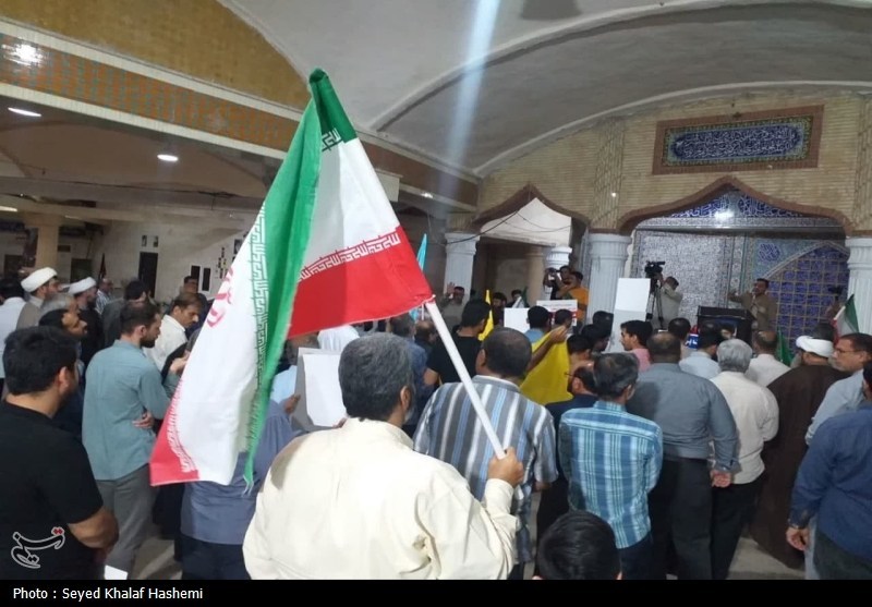 تجمع بوشهریها در محکومیت تجاوز آمریکا به خاک ایران +تصویر