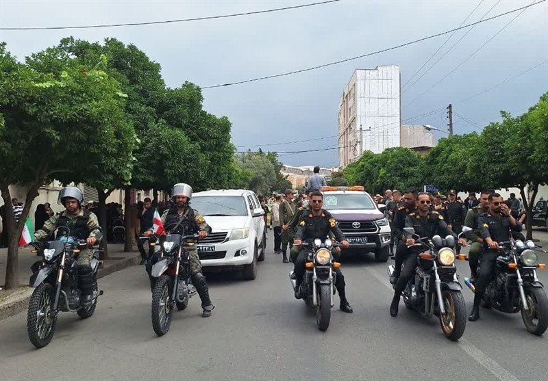 بدرقه باشکوه قهرمانان وطن/تشییع سه شهید انتظامی در گرگان+تصاویر