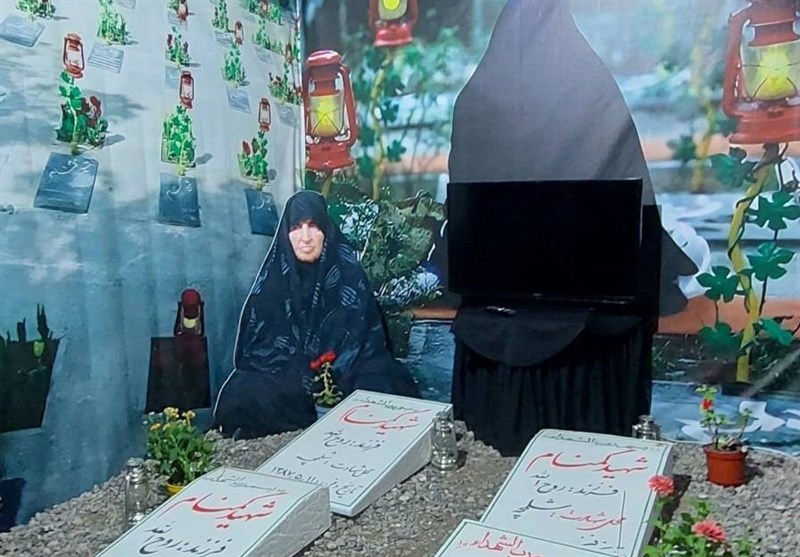 افتتاح نمایشگاه فرهنگی و هنری «پرچمدار حماسه و مقاومت» در رشت