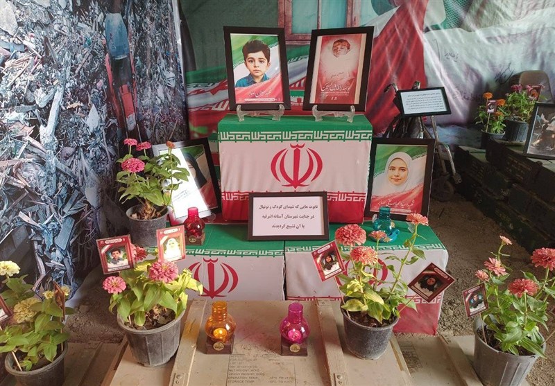 افتتاح نمایشگاه فرهنگی و هنری «پرچمدار حماسه و مقاومت» در رشت