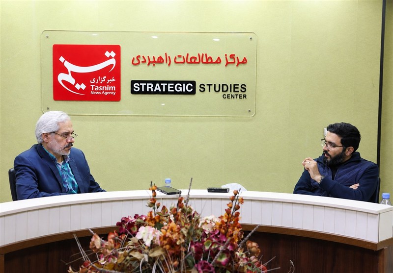 رهبر انقلاب , شهید امام خامنه ای (ره) , امام خمینی ,