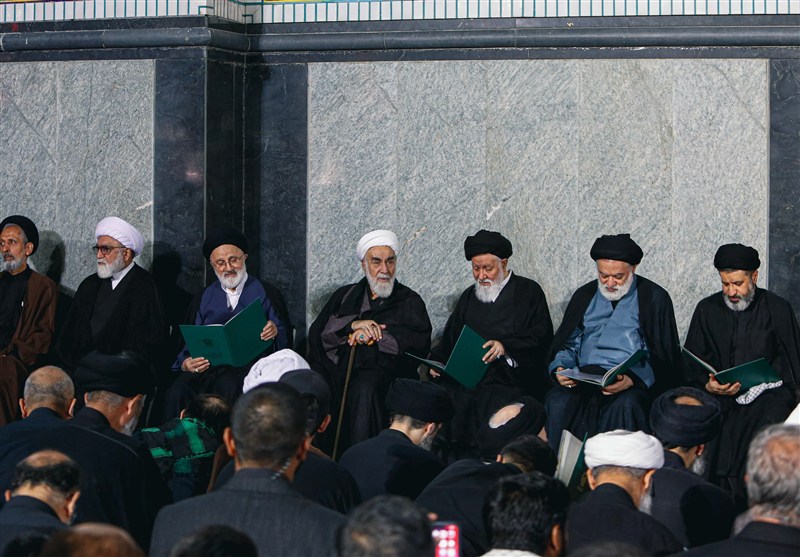مشهد مقدس , اخبار مشهد , خراسان رضوی , تشییع امام شهید , تشییع آیتاللهالعظمی سید علی خامنهای , رهبر انقلاب , شهید امام خامنه ای (ره) , آیت الله سید مجتبی خامنهای , حرم امام رضا(ع) ,