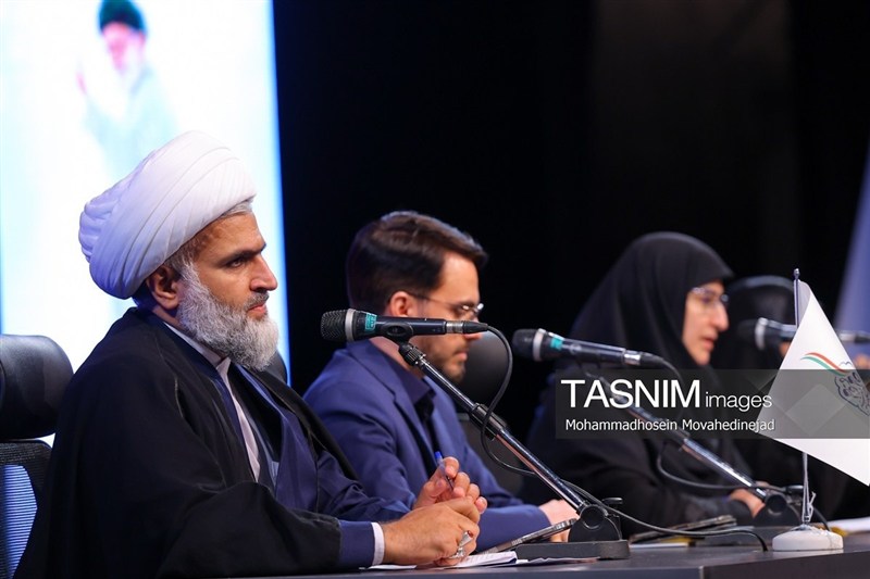 شهید امام خامنه ای (ره) , بیانیه گام دوم انقلاب , شهید ,