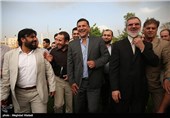 علی دایی سرمربی جدید تیم فوتبال پرسپولیس در ورزشگاه درفشی‌فر