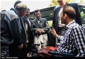بازگشت محمود احمدی نژاد به دانشگاه علم و صنعت