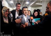 بازگشت محمود احمدی نژاد به دانشگاه علم و صنعت