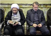 علی لاریجانی رئیس مجلس شورای اسلامی و آیت الله صادق آملی لاریجانی رئیس قوه قضائیه در مراسم ترحیم مادر سردار قاسم سلیمانی