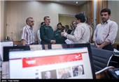 بازدید سردار محمد پاکپور فرمانده نیروی زمینی سپاه از تحریریه خبرگزاری تسنیم 