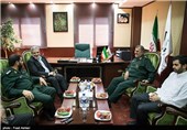 بازدید سردار محمد پاکپور فرمانده نیروی زمینی سپاه از خبرگزاری تسنیم 