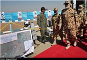 امیر پوردستان فرمانده نیروی زمینی ارتش در مراسم رونمایی از  پهپاد یسیر