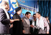تقدیر از خانواده شهدا در گردهمایی بسیجیان قوه قضائیه