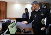 بازدید امیر حبیب‌الله سیاری فرمانده نیروی دریایی ارتش از خبرگزاری تسنیم