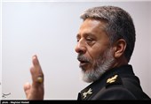 بازدید امیر حبیب‌الله سیاری فرمانده نیروی دریایی ارتش از خبرگزاری تسنیم