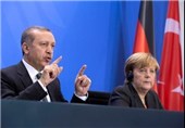 دیدار مرکل با اردوغان در استانبول/تاکید بر لزوم پیشبرد توافق پناهندگان