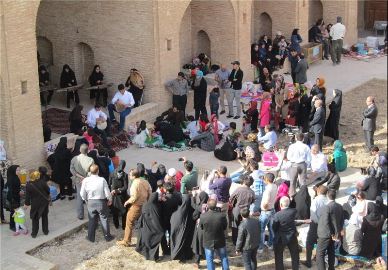 جشن استقبال از بهار