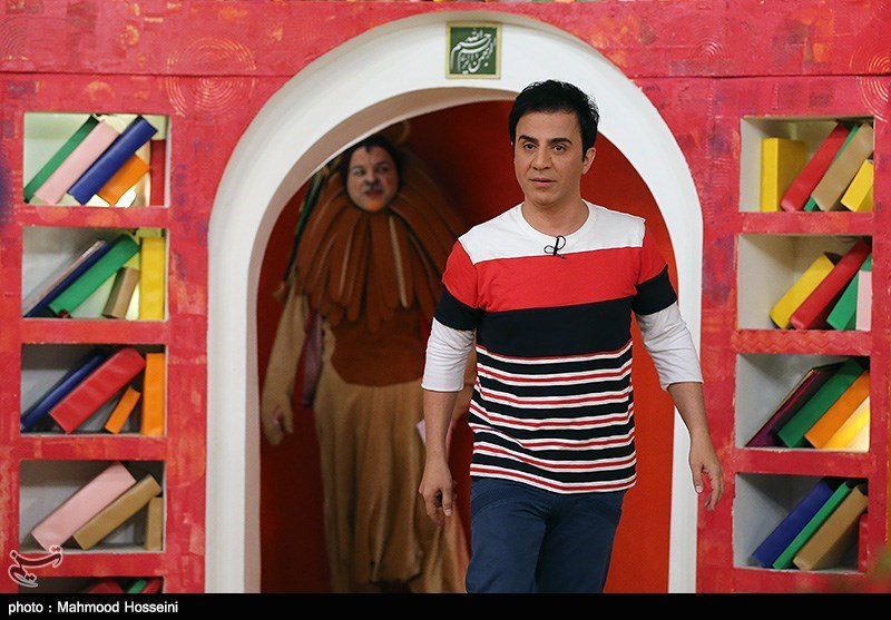 شبکه یک , شبکه دو , شبکه سه سیما , شبکه پنج , شبکه نسیم , صدا و سیما , عید نوروز , رامبد جوان , مهران مدیری , احسان علیخانی , سریال , 