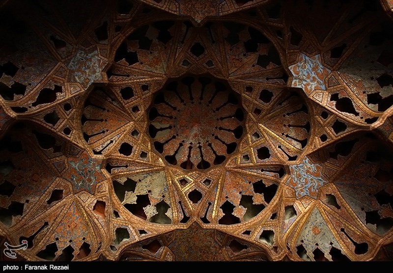 سرزمین مادری / عالی قاپو