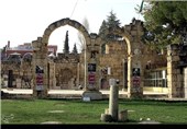 ستون های باقی مانده از مسجد راس الحسین(ع) در بعلبک