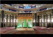 مزار سیدعباس موسوی از موسسین و دبیرکل سابق حزب الله لبنان که در یک عملیات تروریستی در سال 1992 میلادی توسط موشک بالگردهای رژیم صهیونیستی در 40 سالگی به همراه همسر و فرزندش به شهادت رسید
