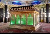 مزار سیدعباس موسوی از موسسین و دبیرکل سابق حزب الله لبنان که در یک عملیات تروریستی در سال 1992 میلادی توسط موشک بالگردهای رژیم صهیونیستی در 40 سالگی به همراه همسر و فرزندش به شهادت رسید