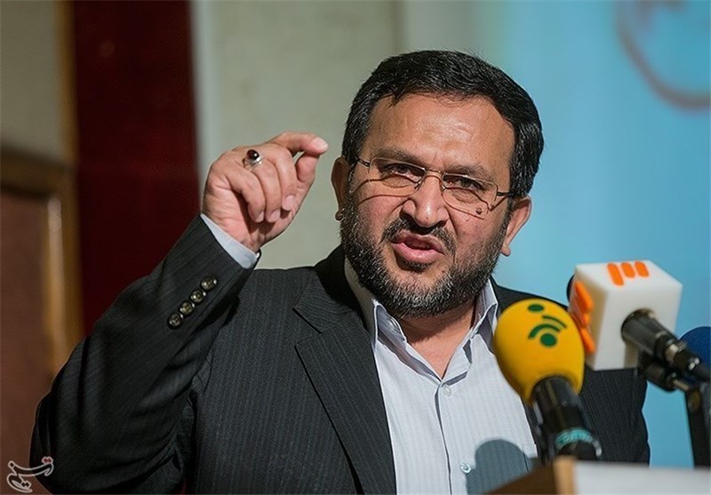 حساسیت‌زدایی از دشمنی استکبار و حذف استقلال کشور است//انتشار