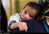جشن تولد امیرعباس اولین نوزاد حاصل از روش میکرواینجکشن در مرکز درمان ناباروری رویش هلال احمر