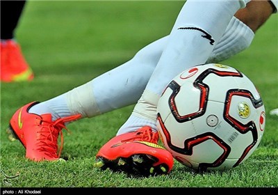 مرگ فوتبالیست 25 ساله سوئیسی در استخر