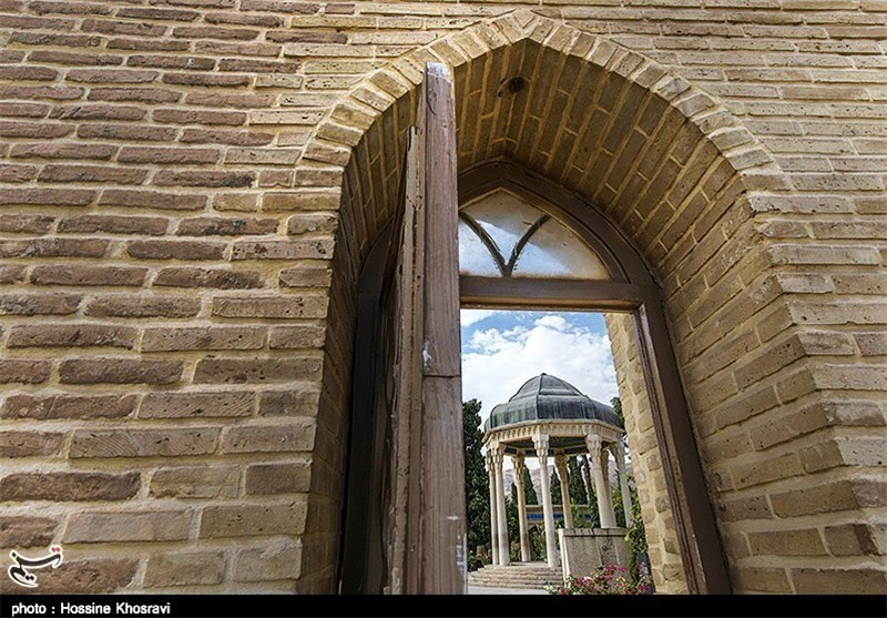 آرامگاه حافظ 3