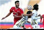 دیدار تیم های فوتبال پرسپولیس و راه آهن