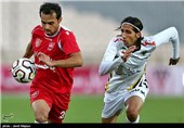 دیدار تیم های فوتبال پرسپولیس و راه آهن
