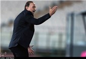 دیدار تیم‌های فوتبال راه آهن و پرسپولیس