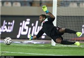 دیدار تیم‌های فوتبال راه آهن و پرسپولیس