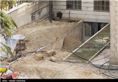 سپیده سیروس نیا معاون میراث فرهنگی استان تهران در خصوص تخریب «بزرگ‌ترین خانه تهران» گفت: شهرداری برای تخریب بناهای قدیمی از میراث فرهنگی استعلام می گیرد تا نسبت به ارزش تاریخی بنا اطمینان حاصل کند.اما برای تخریب این بنا از سازمان میراث فرهنگی استعلامی گرفته نشده و ما این موضوع را پیگیری خواهیم کرد.