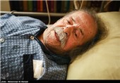 محمدعلی کشاورز در بستر بیماری