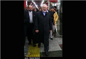 سفر داخل شهری محمدجواد ظریف وزیر خارجه با مترو
