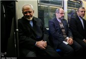 سفر داخل شهری محمدجواد ظریف وزیر خارجه با مترو