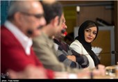 ساره بیات بازیگر در نشست خبری فیلم سینمایی خداحافظی طولانی