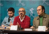 فرزاد مؤتمن کارگردان در نشست خبری فیلم سینمایی خداحافظی طولانی
