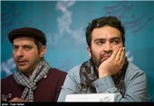بهتاش صناعی‌ها کارگردان در نشست خبری فیلم احتمال باران اسیدی
