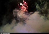 نور افشانی شب 22 بهمن ماه در برج میلاد تهران