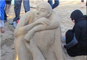 ساحل رامسر میزبان جشنواره منطقه‌ای مجسمه‌های شنی شد
