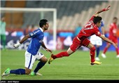 دیدار تیم های فوتبال استقلال تهران و تراکتورسازی تبریز-تهران