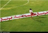 جشن قهرمانی تیم فوتبال فولاد خوزستان/جام به اهواز رفت