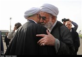 حجت الاسلام محمدی گلپايگانی رئيس دفتر مقام معظم رهبری در بدرقه رسمی رئیس جمهور در سفر به شانگهای چین