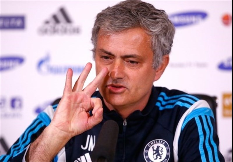 مورینیو: ازار جزو 3 بازیکن برتر دنیاست