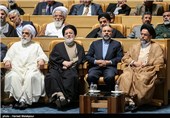 حجت‌الاسلام سیدمحمد علوی وزیر اطلاعات، حمید میرزاده رئیس دانشگاه آزاد اسلامی و حجت‌الاسلام شهیدی محلاتی رئیس بنیاد شهید در همایش بزرگداشت بانوی انقلاب اسلامی